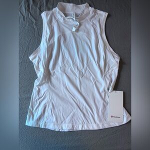 ✨ Lululemon - Lightweight Nulux Mock-Neck Tank